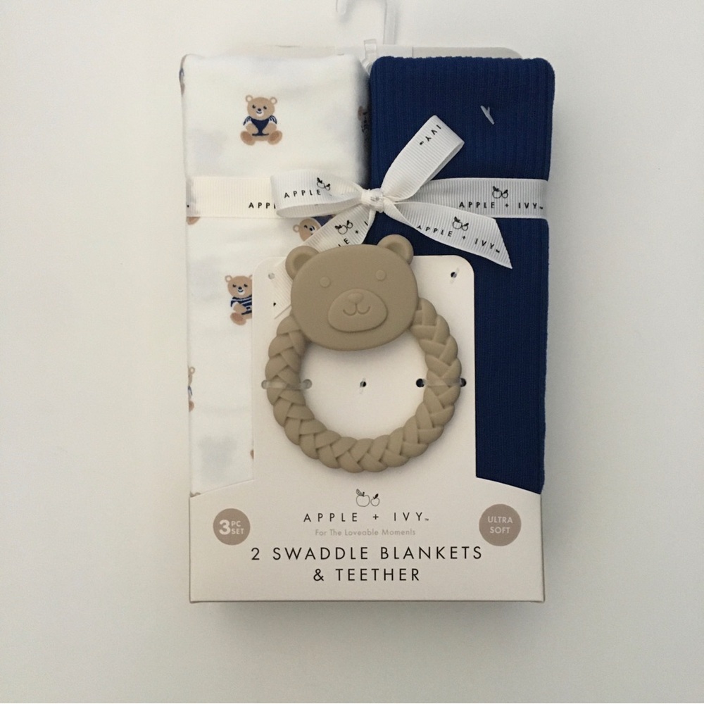 Baby Blankets & Teether Set Teddy Bears & Blue NEW | DreamGro Apple + Ivy